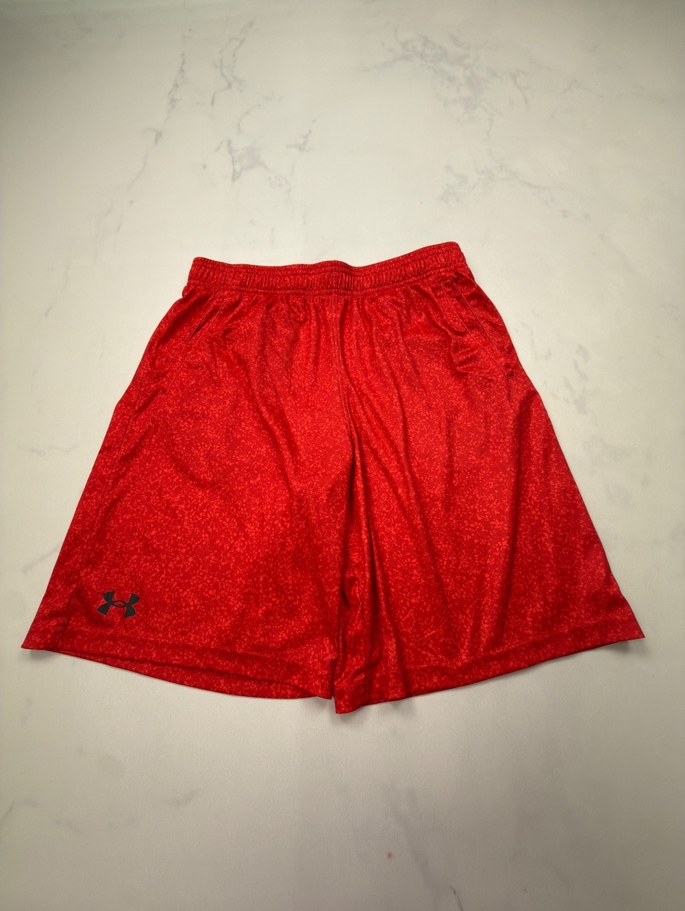 Under Armour Athletic Shorts Red 2010s Sporty - Boys XL